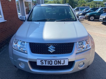 Used Suzuki Grand Vitara 2010 for sale - 79314608: Photo