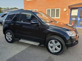 Used Suzuki Grand Vitara 2011 for sale - 79270297: Photo