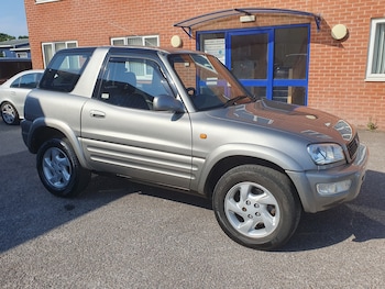 Used Toyota RAV4 1999 for sale - 79241121: Photo