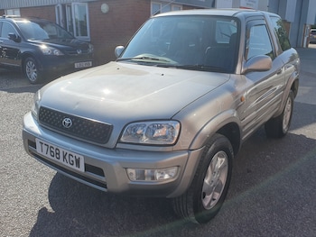 Used Toyota RAV4 1999 for sale - 79241121: Photo