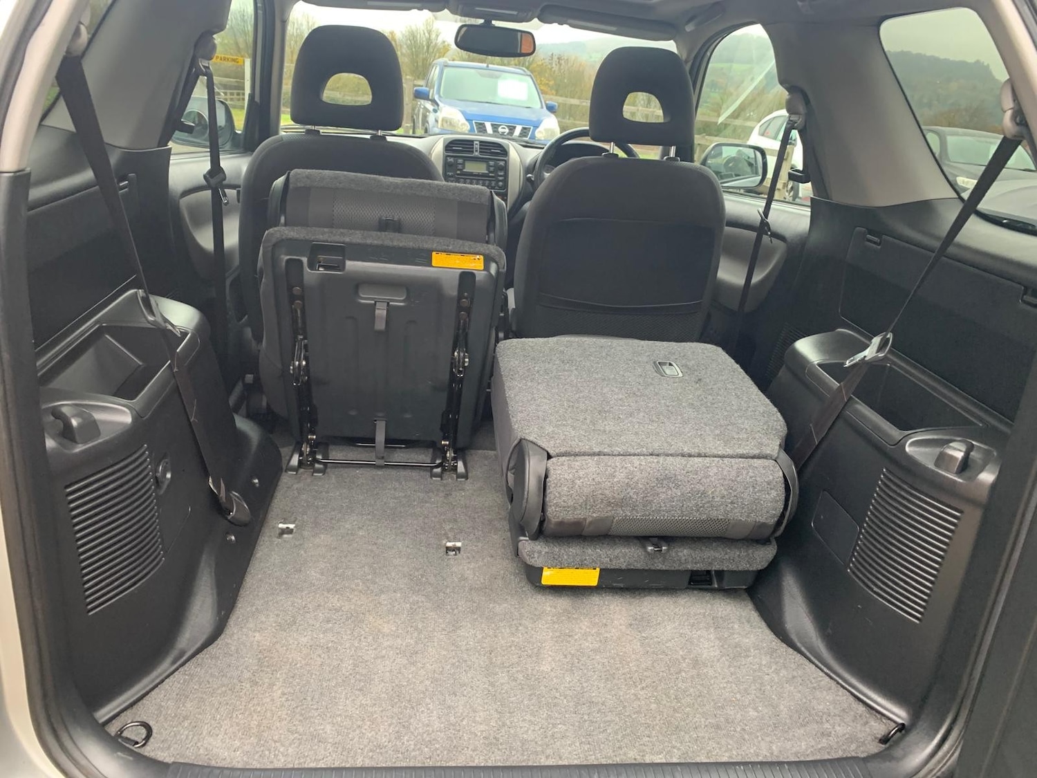 Used Toyota RAV4 2004 for sale - 77297252: Photo 19