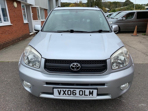 Used Toyota RAV4 2006 for sale - 76305332: Photo 10