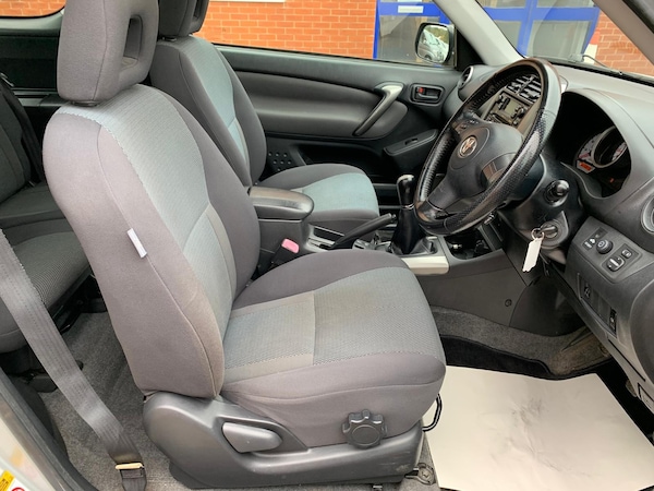Used Toyota RAV4 2006 for sale - 76305332: Photo 19