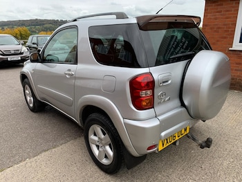 Used Toyota RAV4 2006 for sale - 76305332: Photo 4