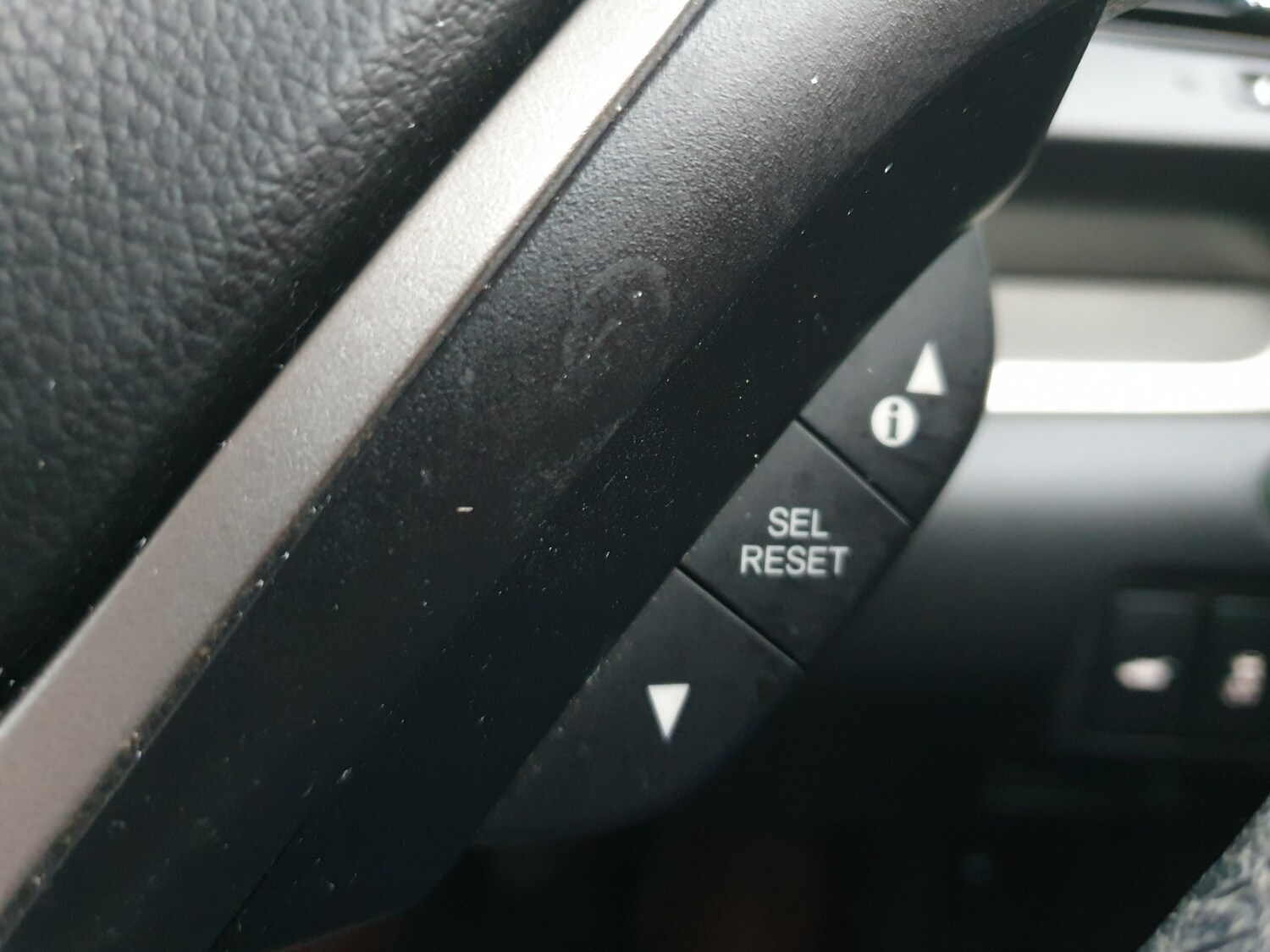 Used Honda CR-V 2015 for sale - 77477072: Photo 23