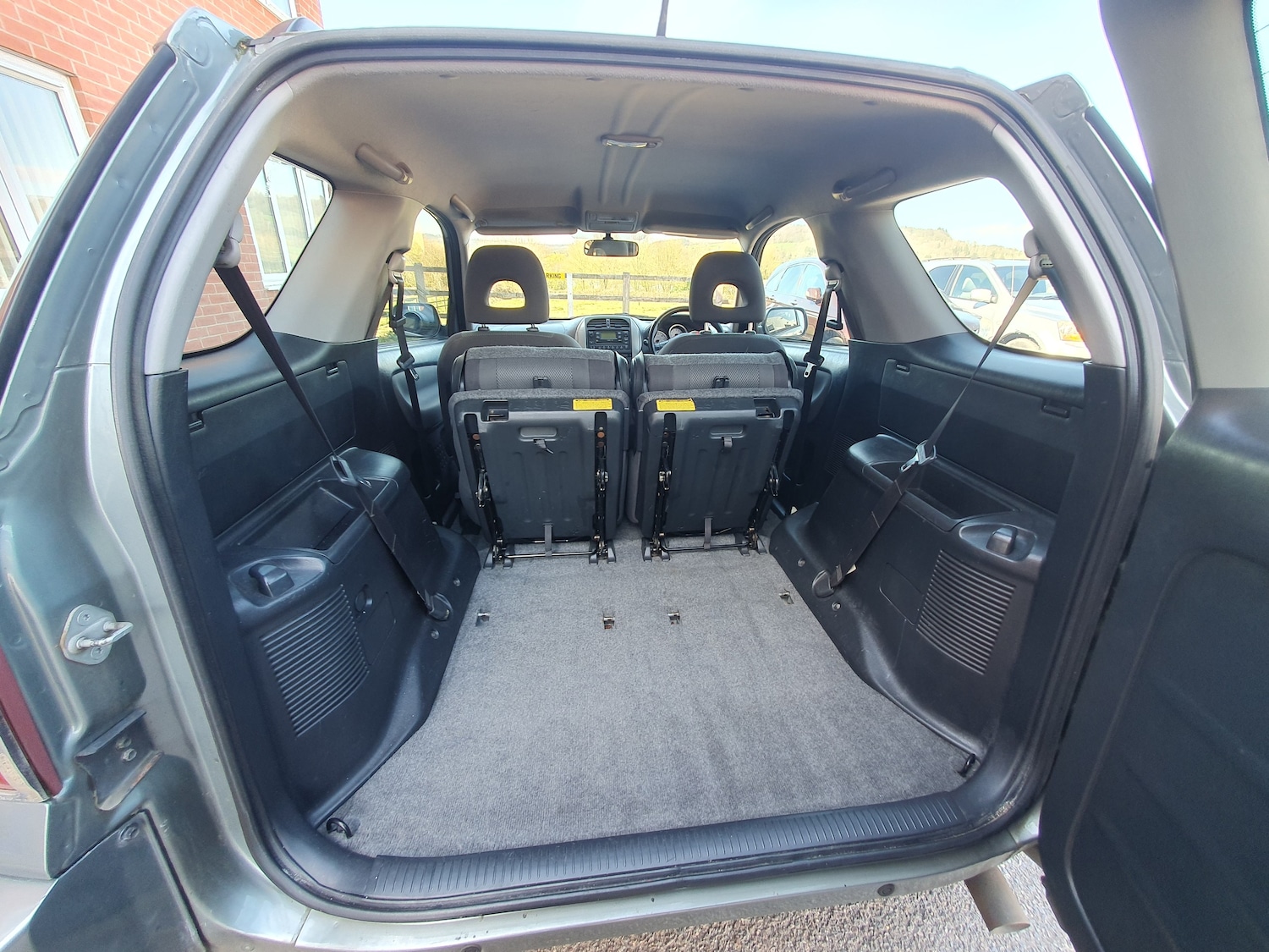 Used Toyota RAV4 2004 for sale - 78163017: Photo 18