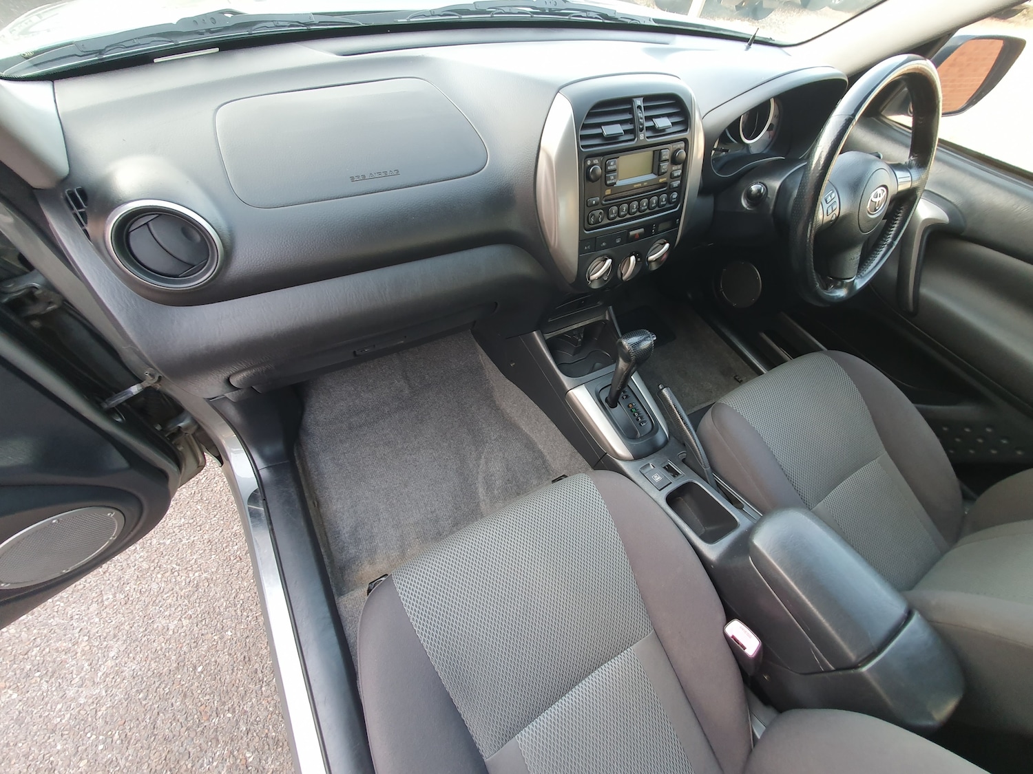 Used Toyota RAV4 2004 for sale - 78163017: Photo 22