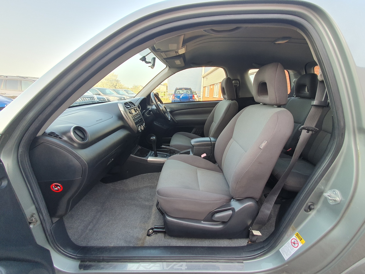 Used Toyota RAV4 2004 for sale - 78163017: Photo 24