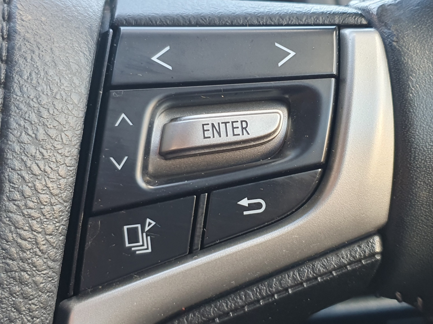 Used Toyota Land Cruiser 2019 for sale - 78197229: Photo 25