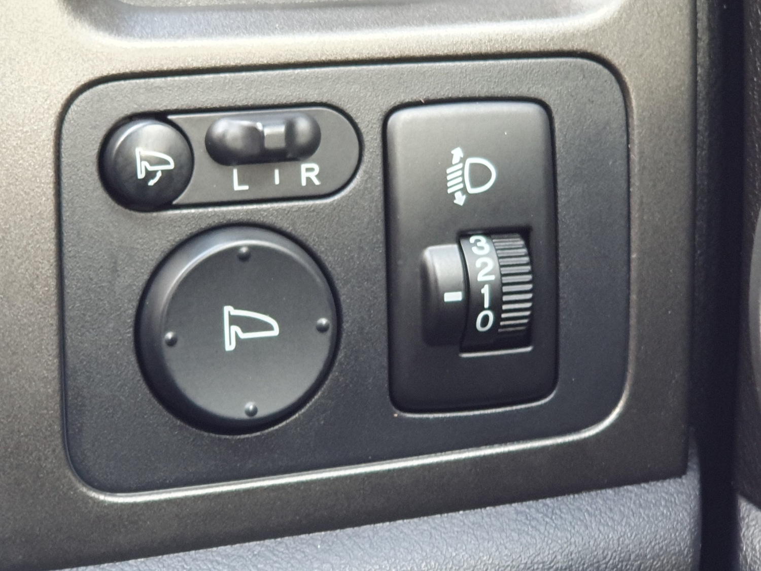 Used Honda CR-V 2011 for sale - 76381669: Photo 2