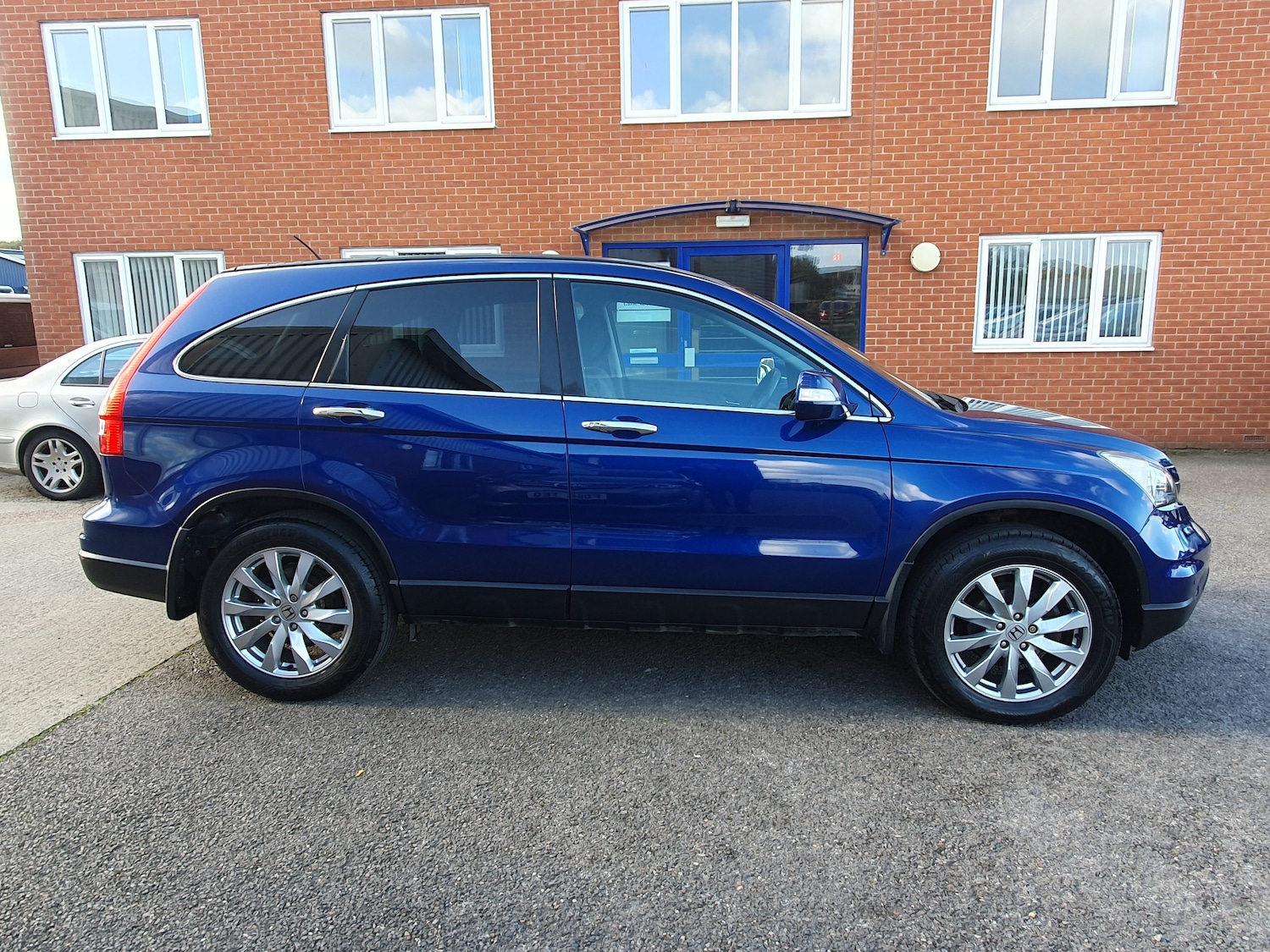 Used Honda CR-V 2011 for sale - 76381669: Photo 30