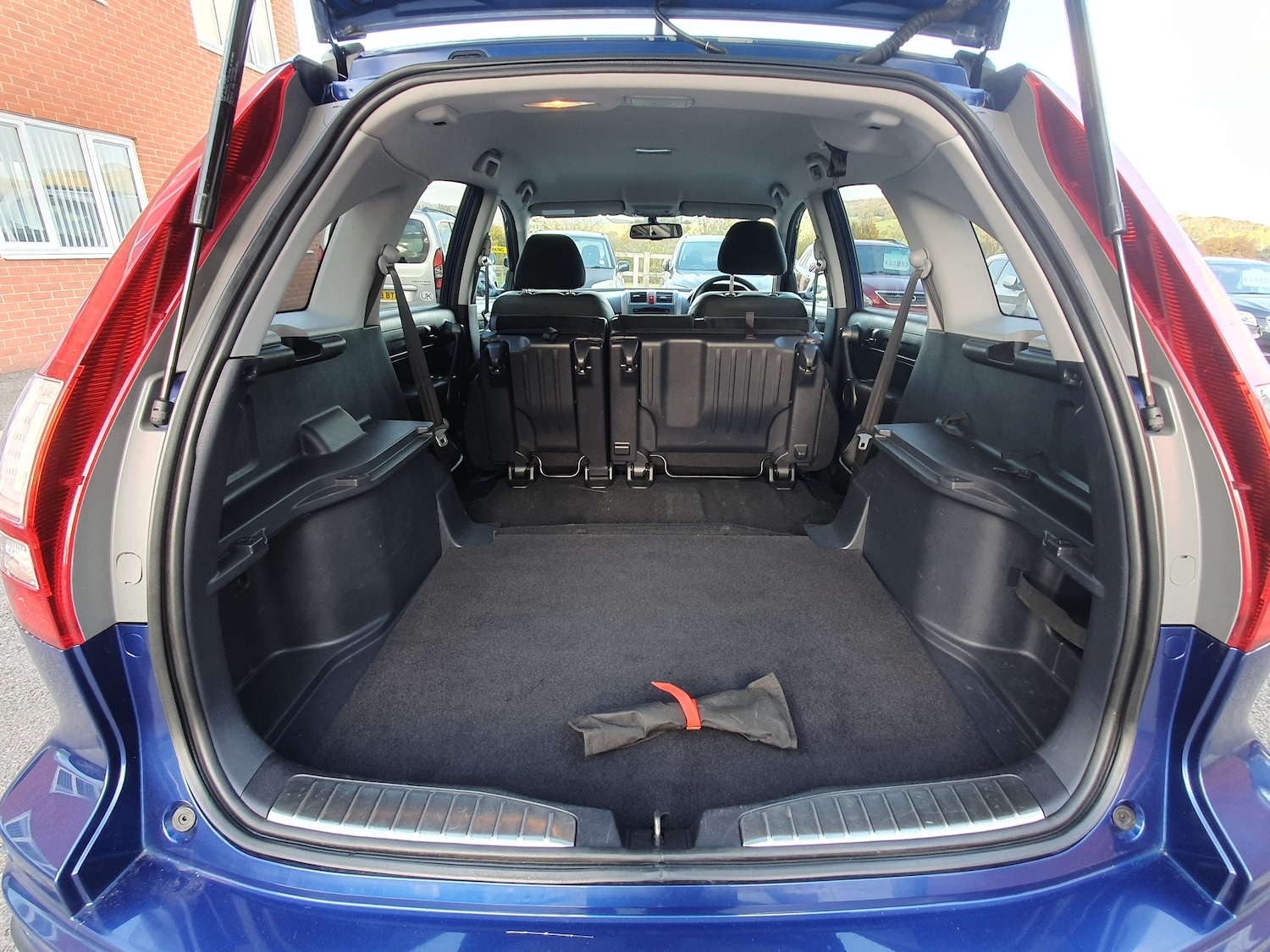 Used Honda CR-V 2011 for sale - 76381669: Photo 32