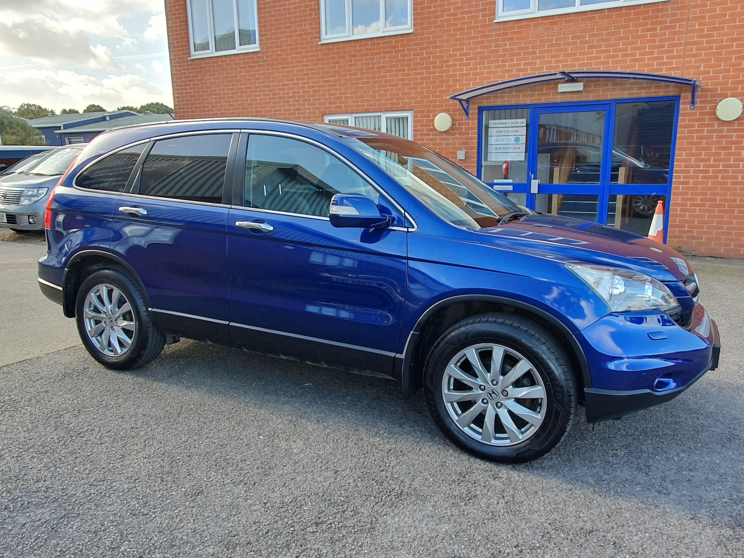 Used Honda CR-V 2011 for sale - 76381669: Photo 42
