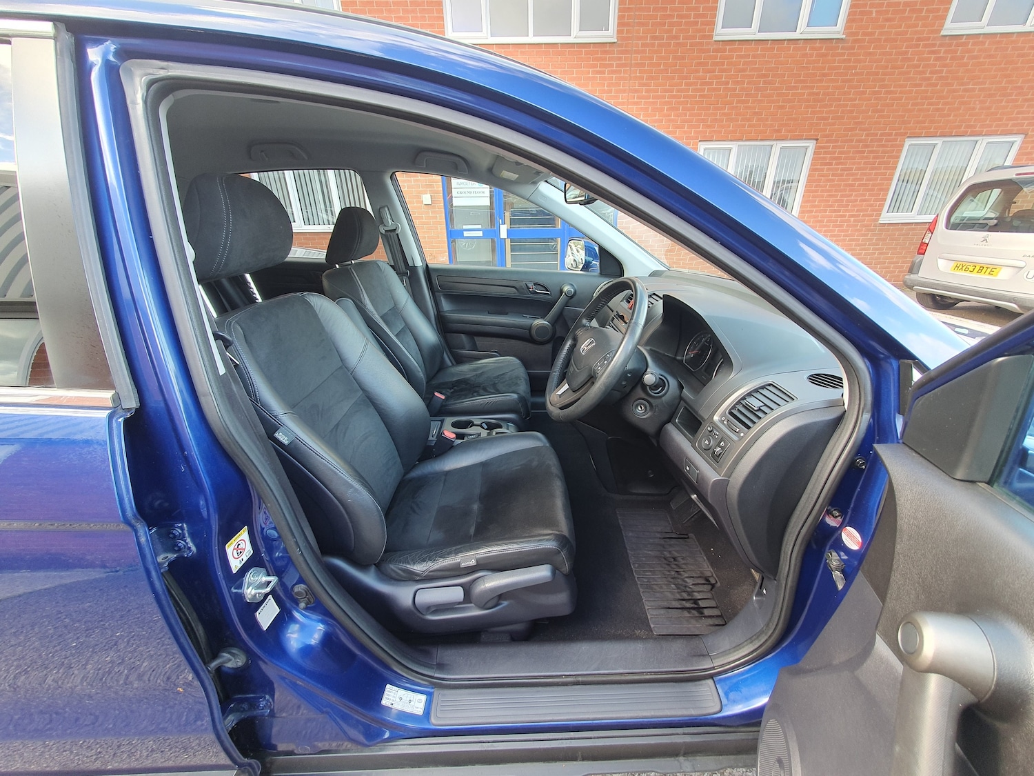 Used Honda CR-V 2011 for sale - 76381669: Photo 9