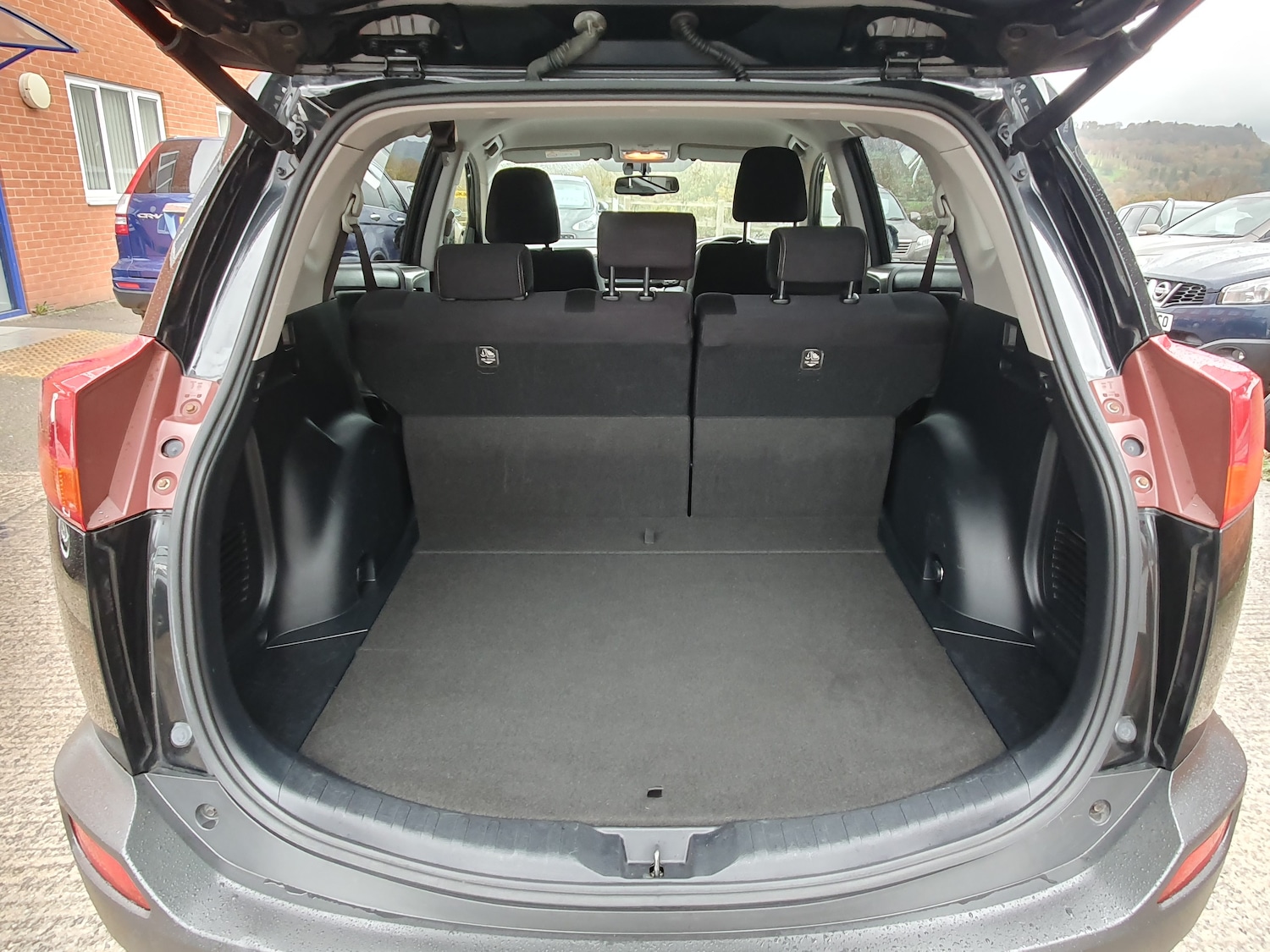 Used Toyota RAV4 2014 for sale - 76505071: Photo 16