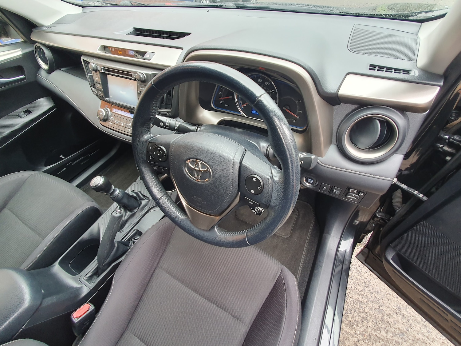 Used Toyota RAV4 2014 for sale - 76505071: Photo 36