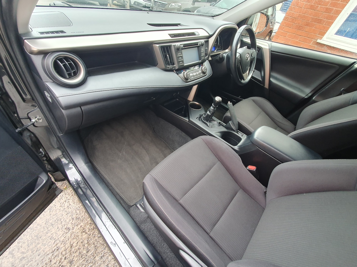 Used Toyota RAV4 2014 for sale - 76505071: Photo 40