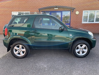 Used Toyota RAV4 2004 for sale - 78521411: Photo