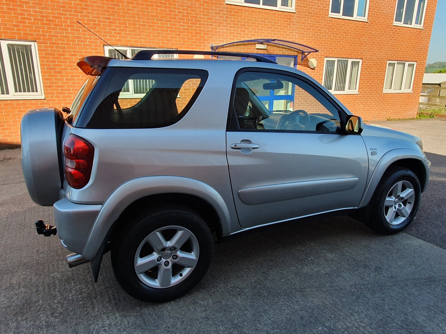 Used Toyota RAV4 2004 for sale - 77421238: Photo 21