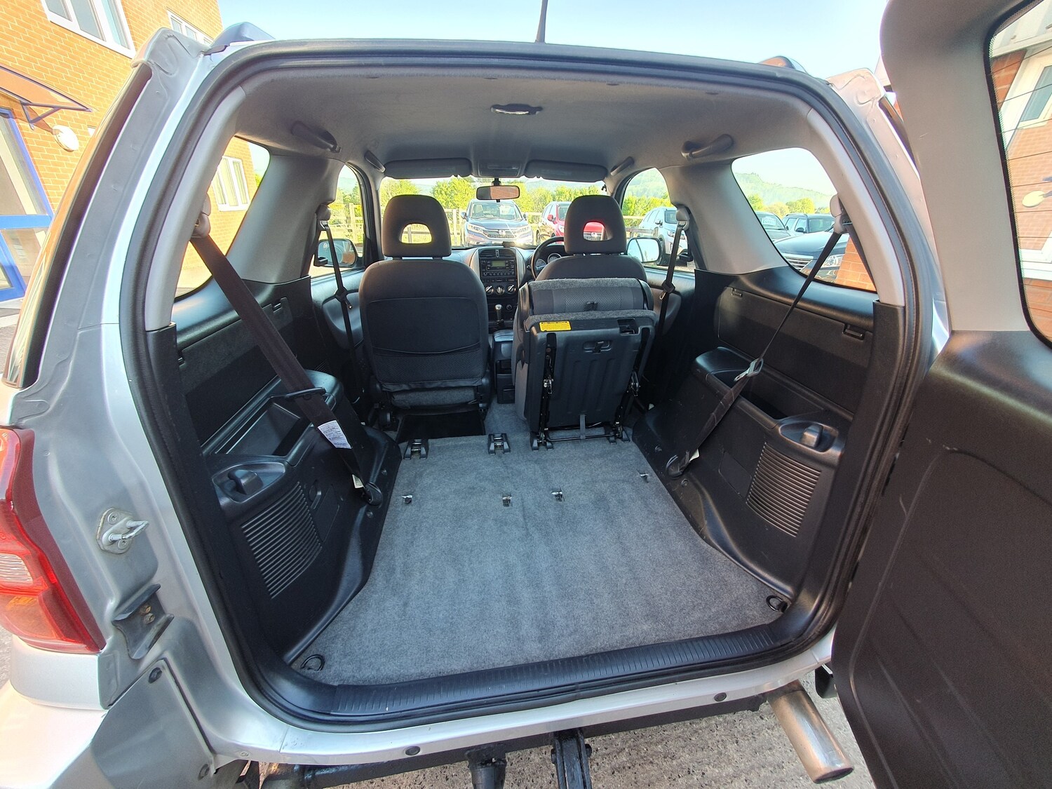 Used Toyota RAV4 2004 for sale - 77421238: Photo 28