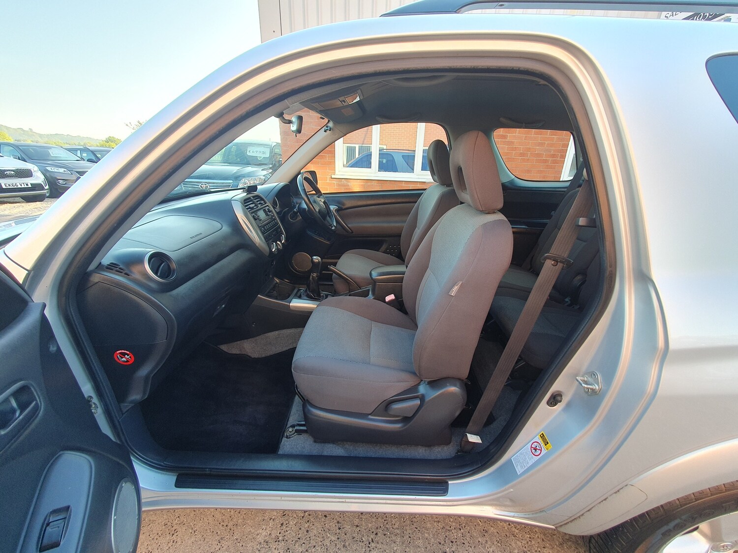 Used Toyota RAV4 2004 for sale - 77421238: Photo 35