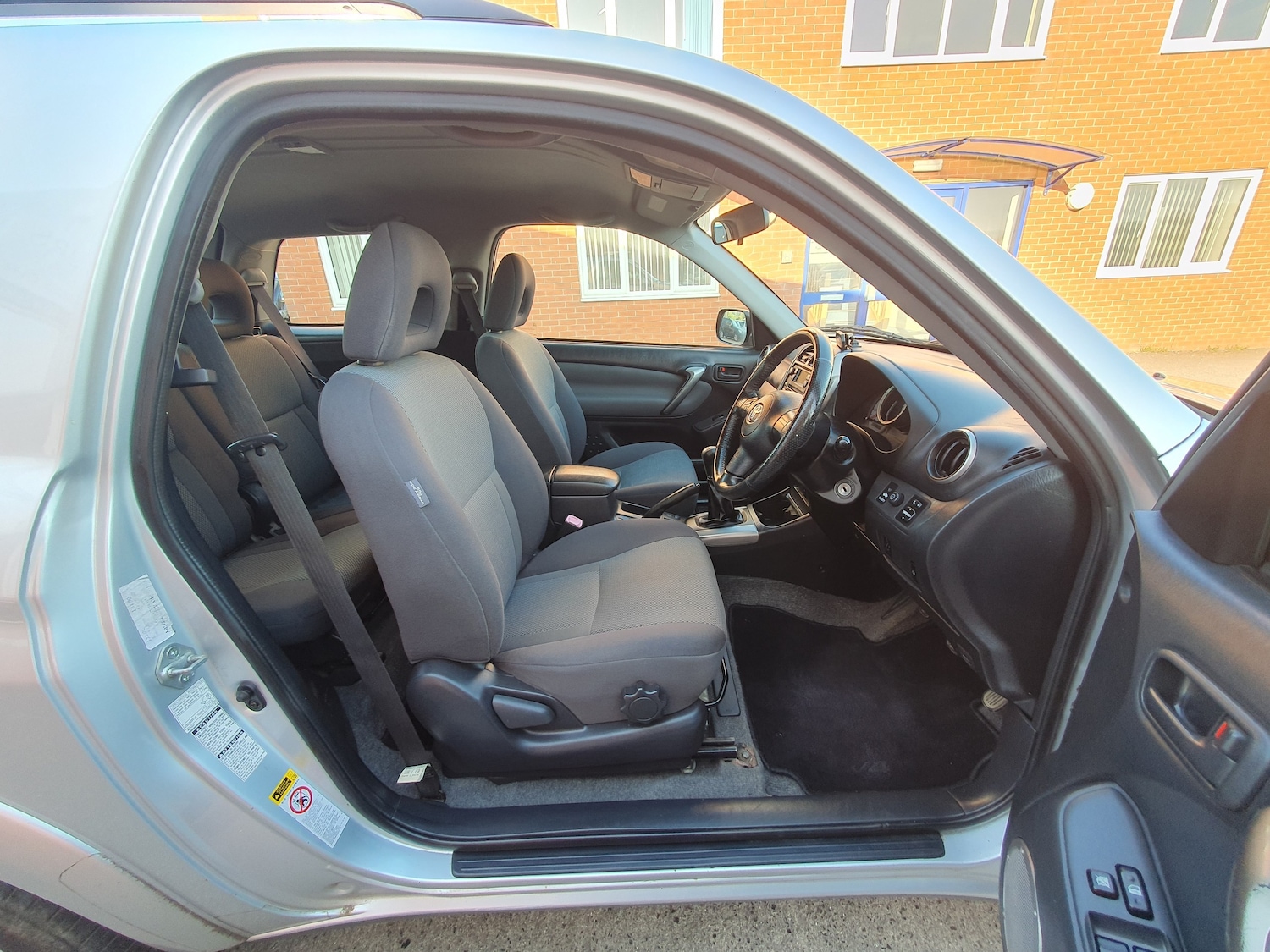 Used Toyota RAV4 2004 for sale - 77421238: Photo 39