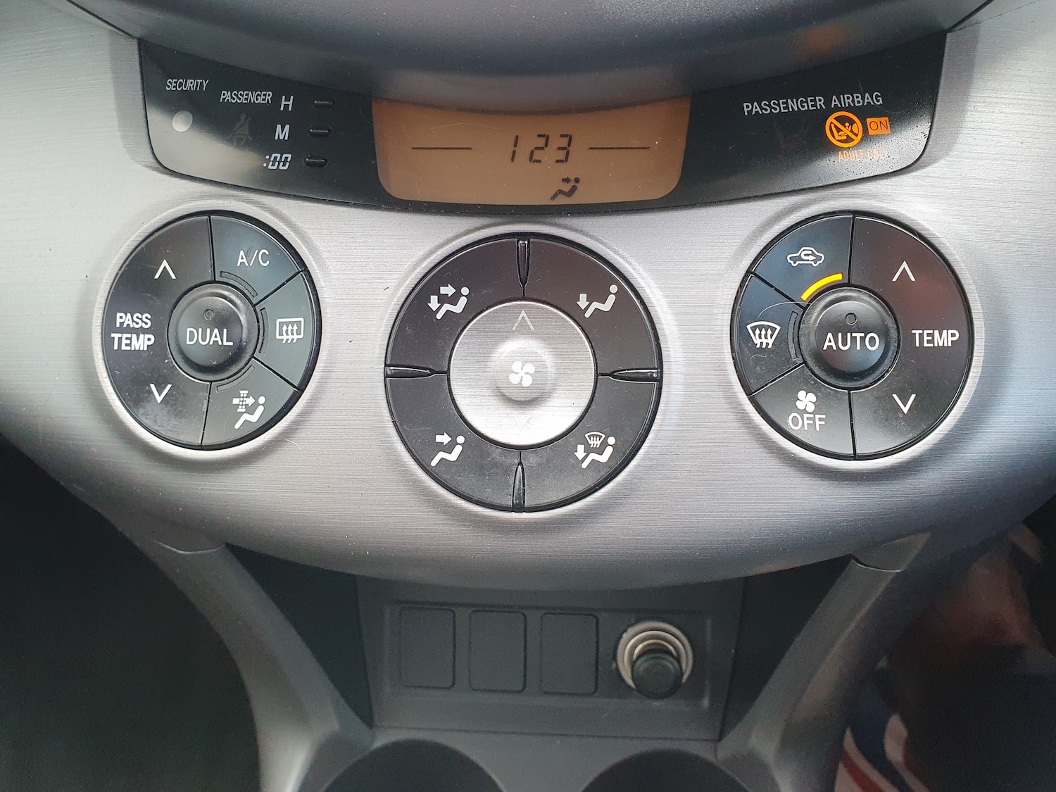 Used Toyota RAV4 2007 for sale - 78084012: Photo 15