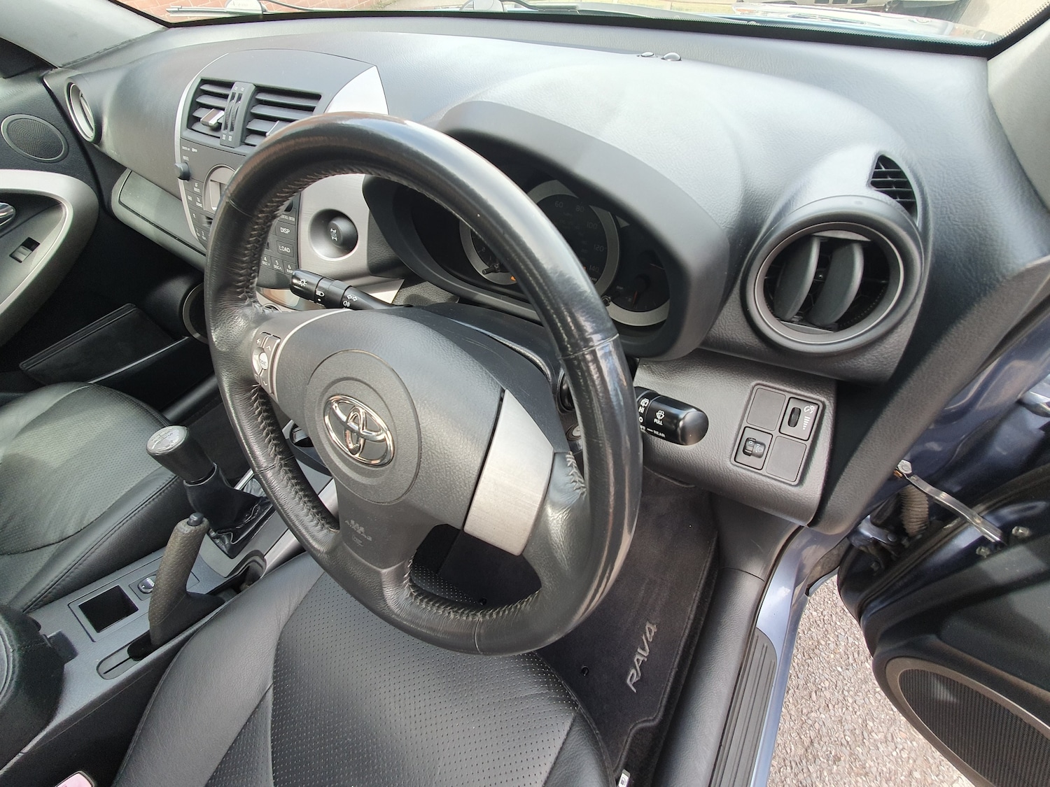 Used Toyota RAV4 2007 for sale - 78084012: Photo 24