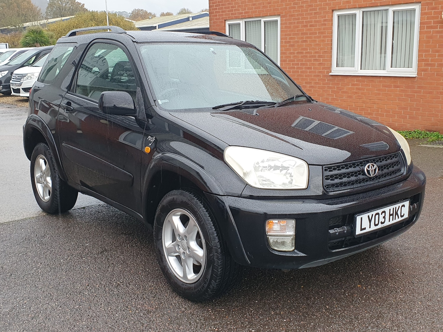 Used Toyota RAV4 2003 for sale - 76531539: Photo 2