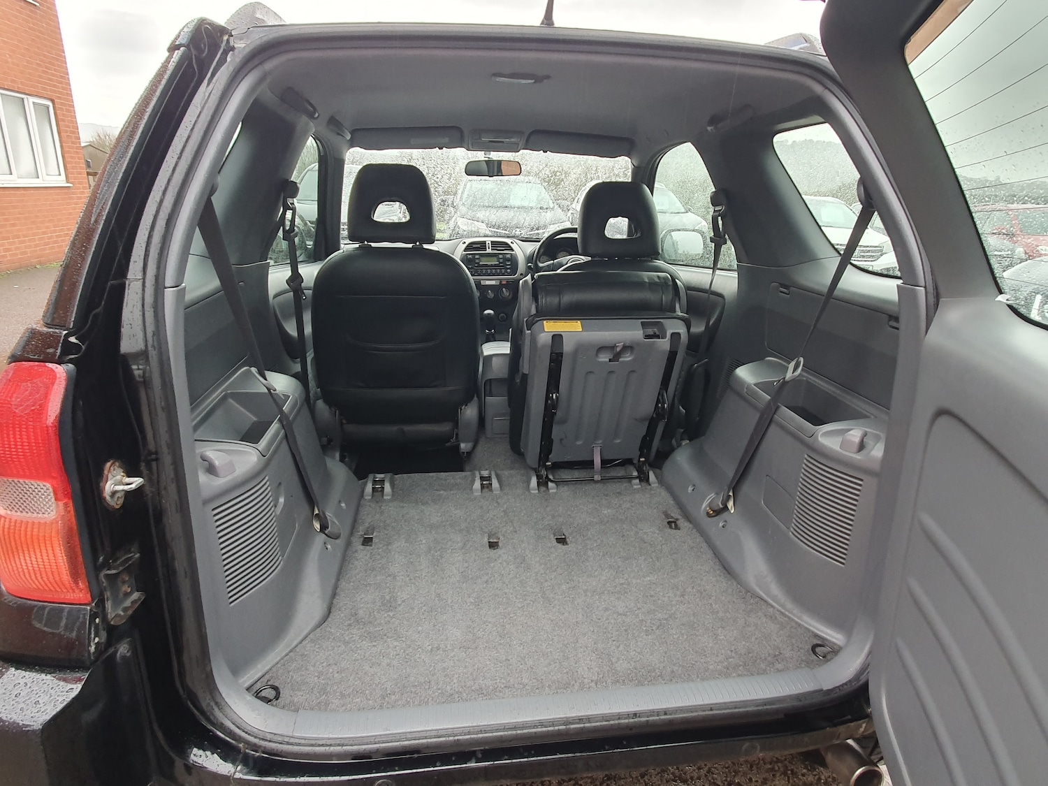 Used Toyota RAV4 2003 for sale - 76531539: Photo 24