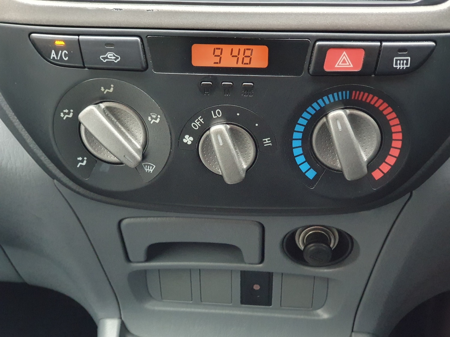 Used Toyota RAV4 2003 for sale - 76531539: Photo 28