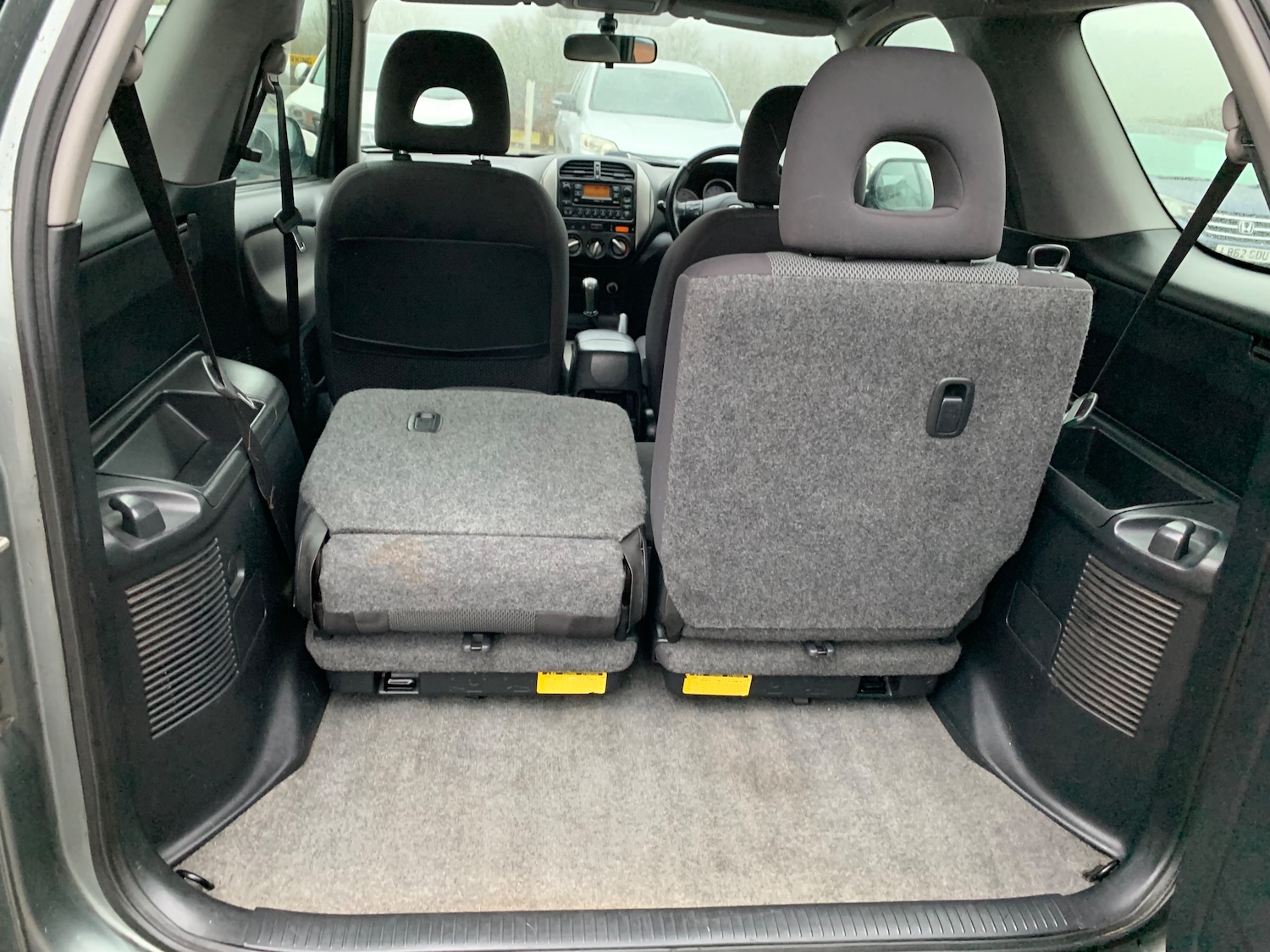 Used Toyota RAV4 2004 for sale - 77578840: Photo 16