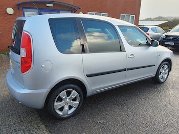Used Skoda Roomster 2013 for sale - 77287356: Photo