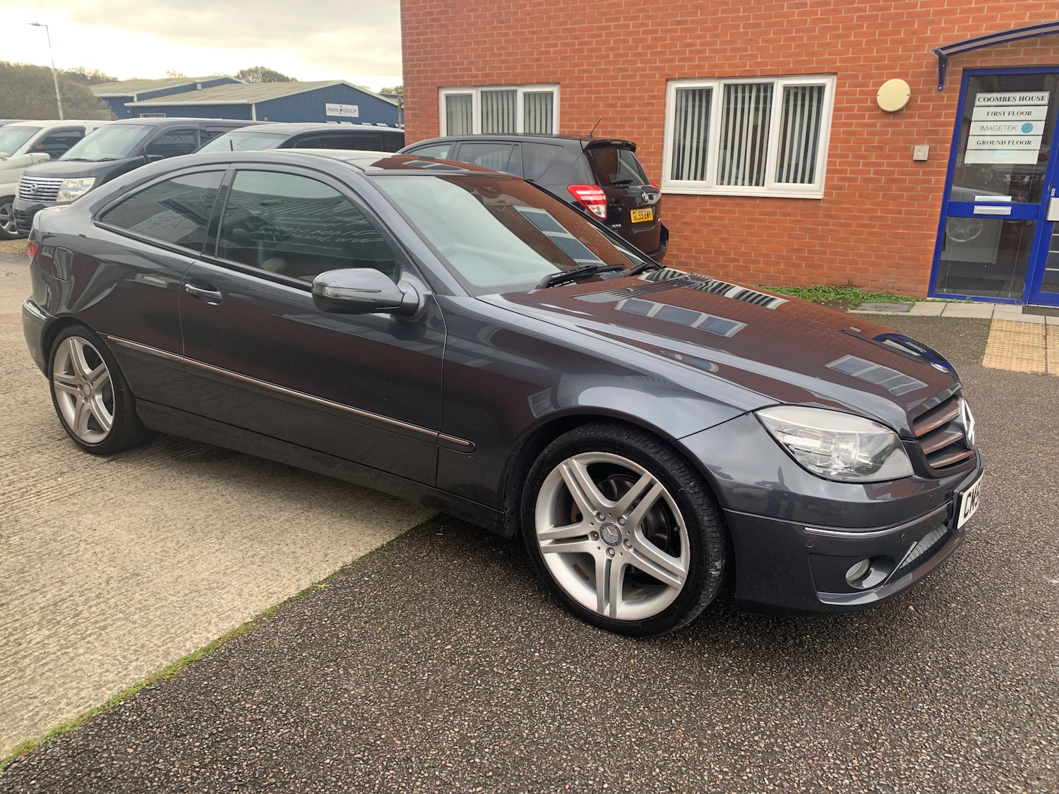 Used Mercedes-Benz CLC Class 2008 for sale - 76697865: Photo 2