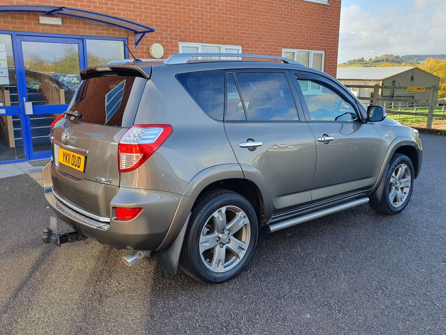 Used Toyota RAV4 2011 for sale - 76369011: Photo 15
