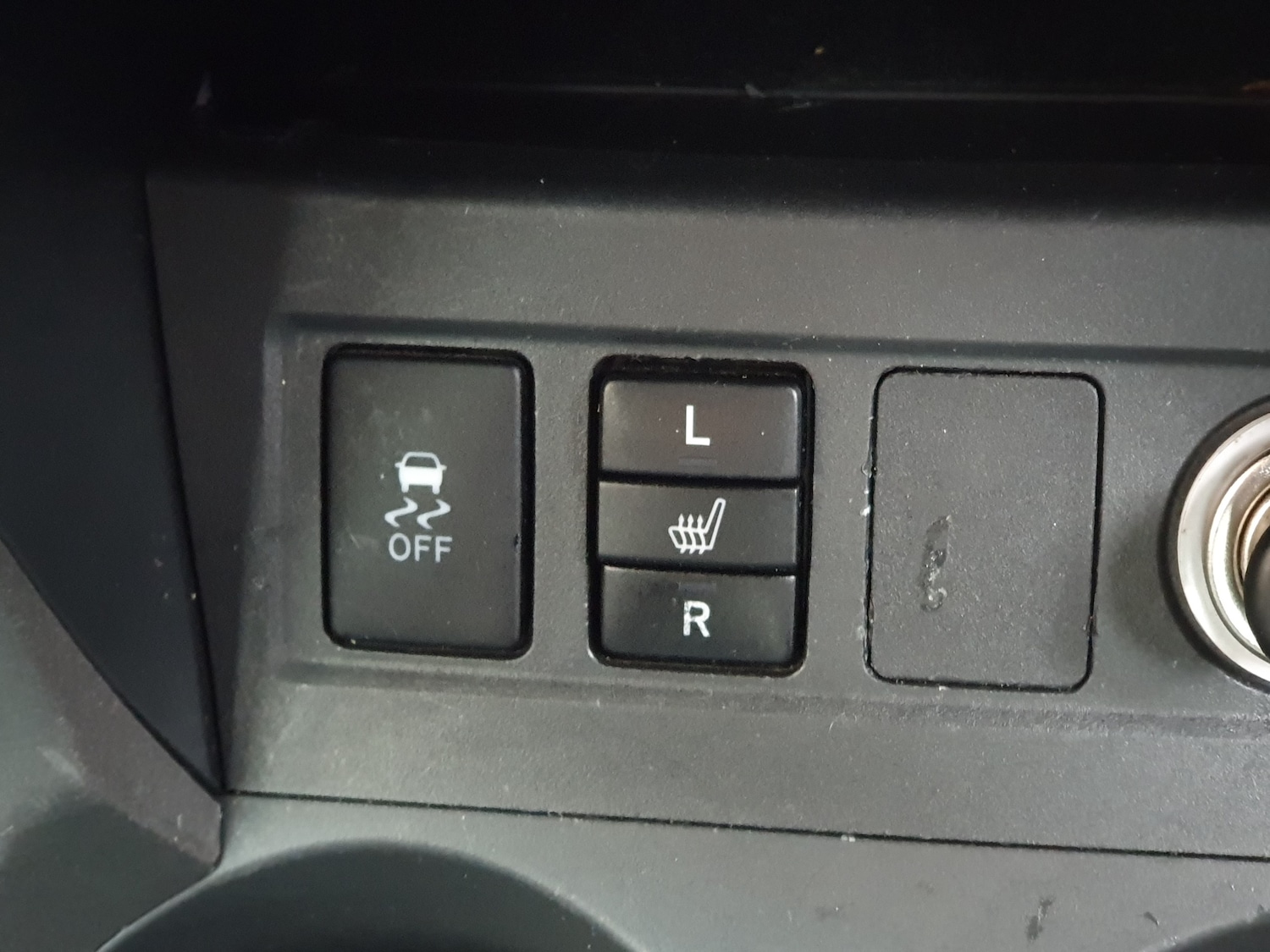 Used Toyota RAV4 2011 for sale - 76369011: Photo 26