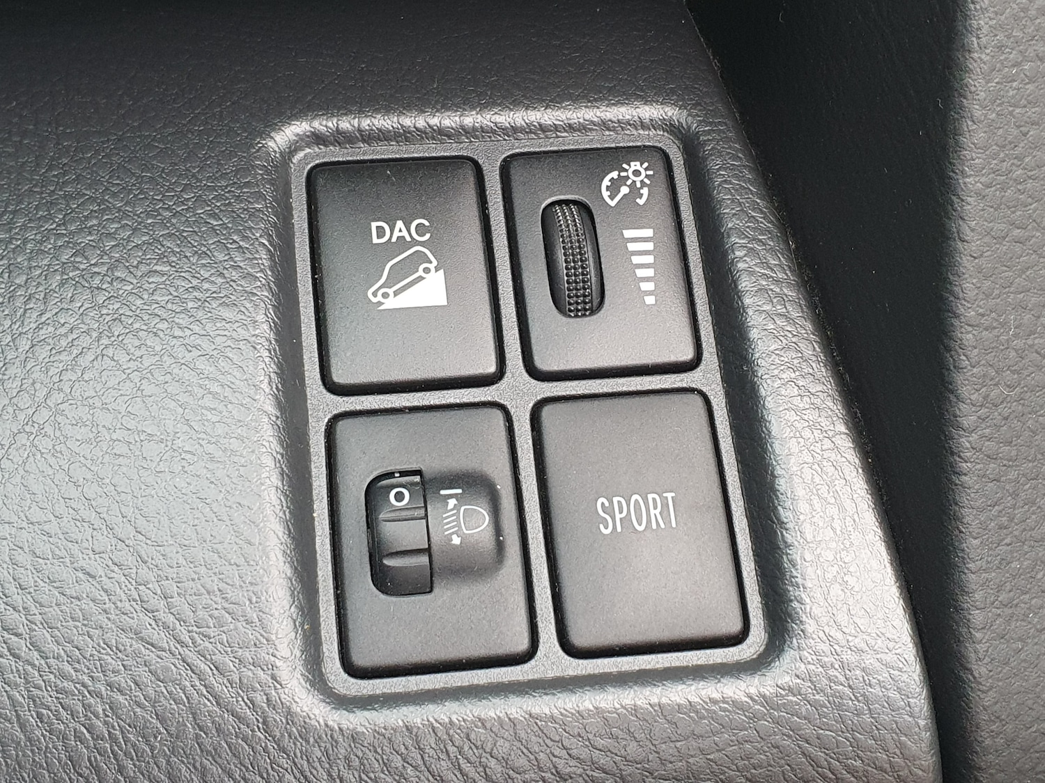 Used Toyota RAV4 2011 for sale - 76369011: Photo 33
