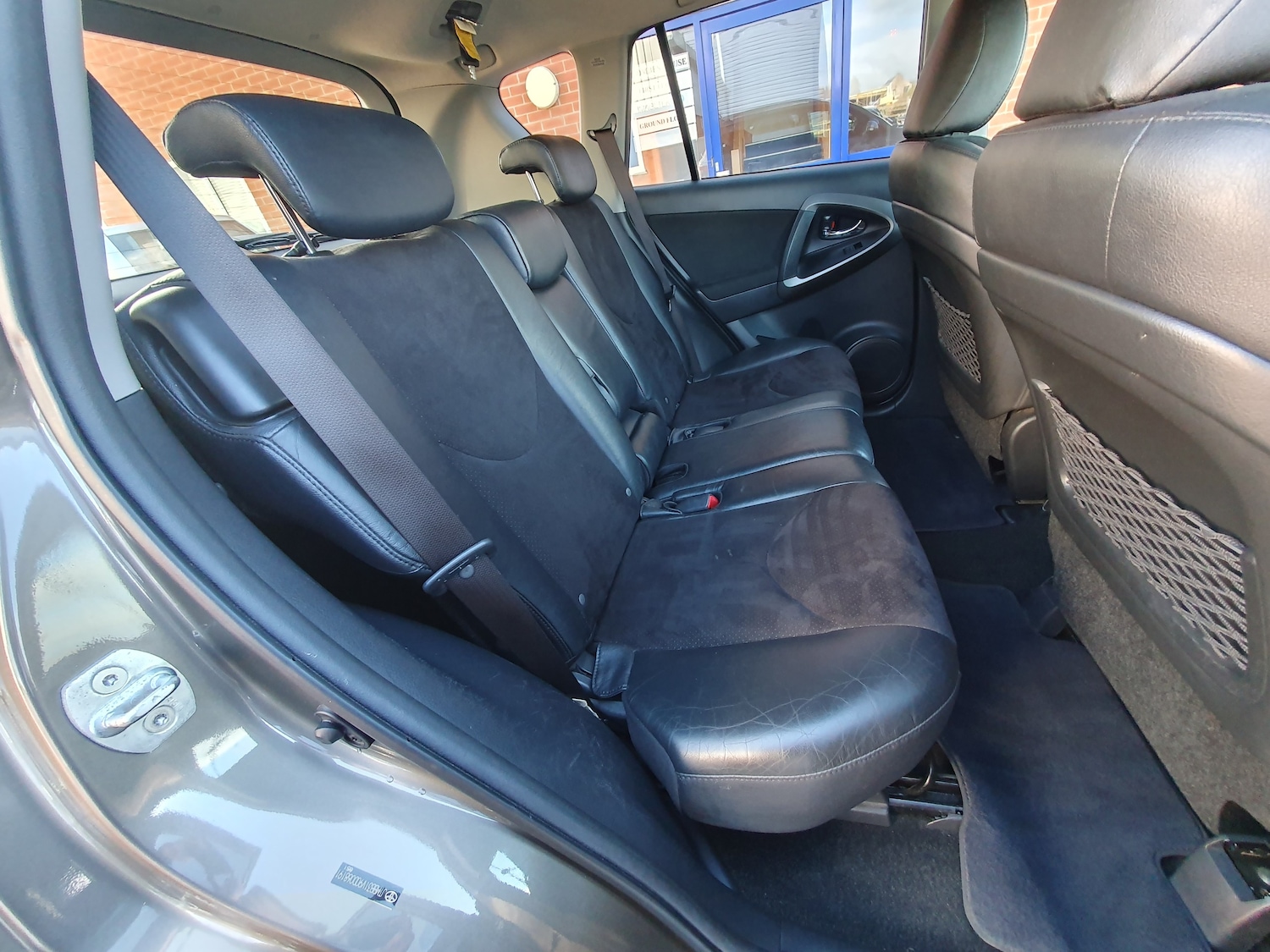 Used Toyota RAV4 2011 for sale - 76369011: Photo 43