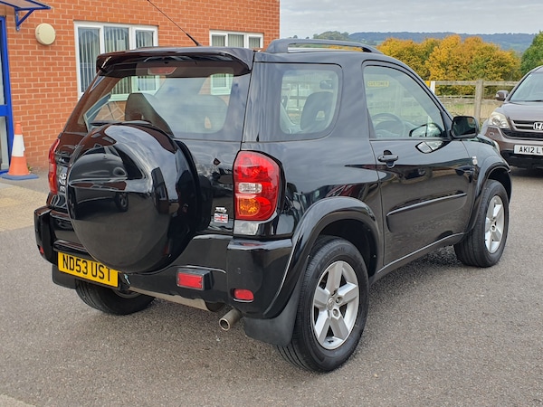 Used Toyota RAV4 2003 for sale - 76299851: Photo 15