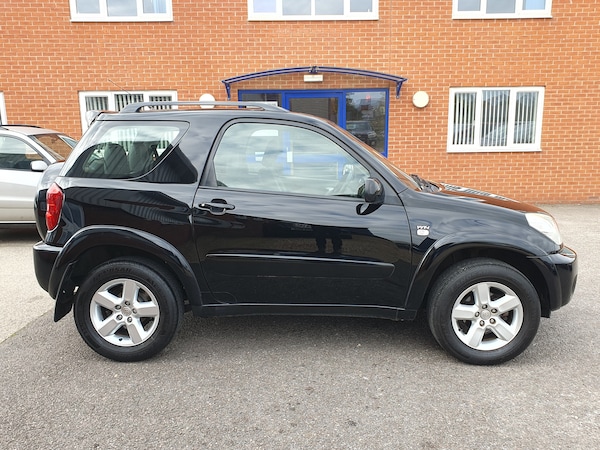 Used Toyota RAV4 2003 for sale - 76299851: Photo 8