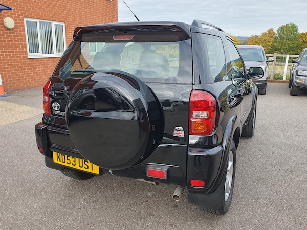 Used Toyota RAV4 2003 for sale - 76299851: Photo 9