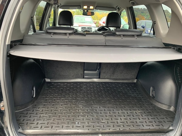 Used Toyota RAV4 2010 for sale - 76334628: Photo 19