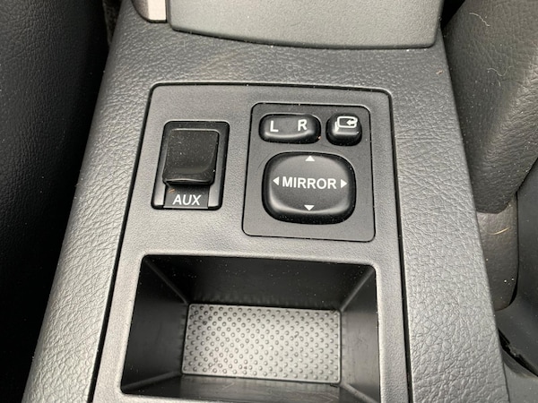 Used Toyota RAV4 2010 for sale - 76334628: Photo 29