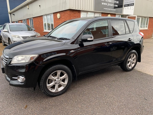 Used Toyota RAV4 2010 for sale - 76334628: Photo 5