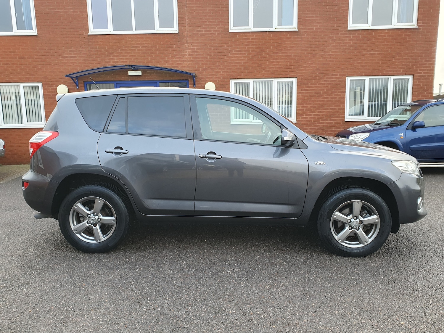 Used Toyota RAV4 2012 for sale - 77506101: Photo 15