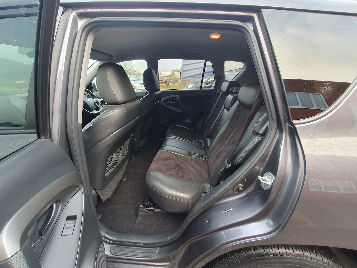 Used Toyota RAV4 2012 for sale - 77506101: Photo 27