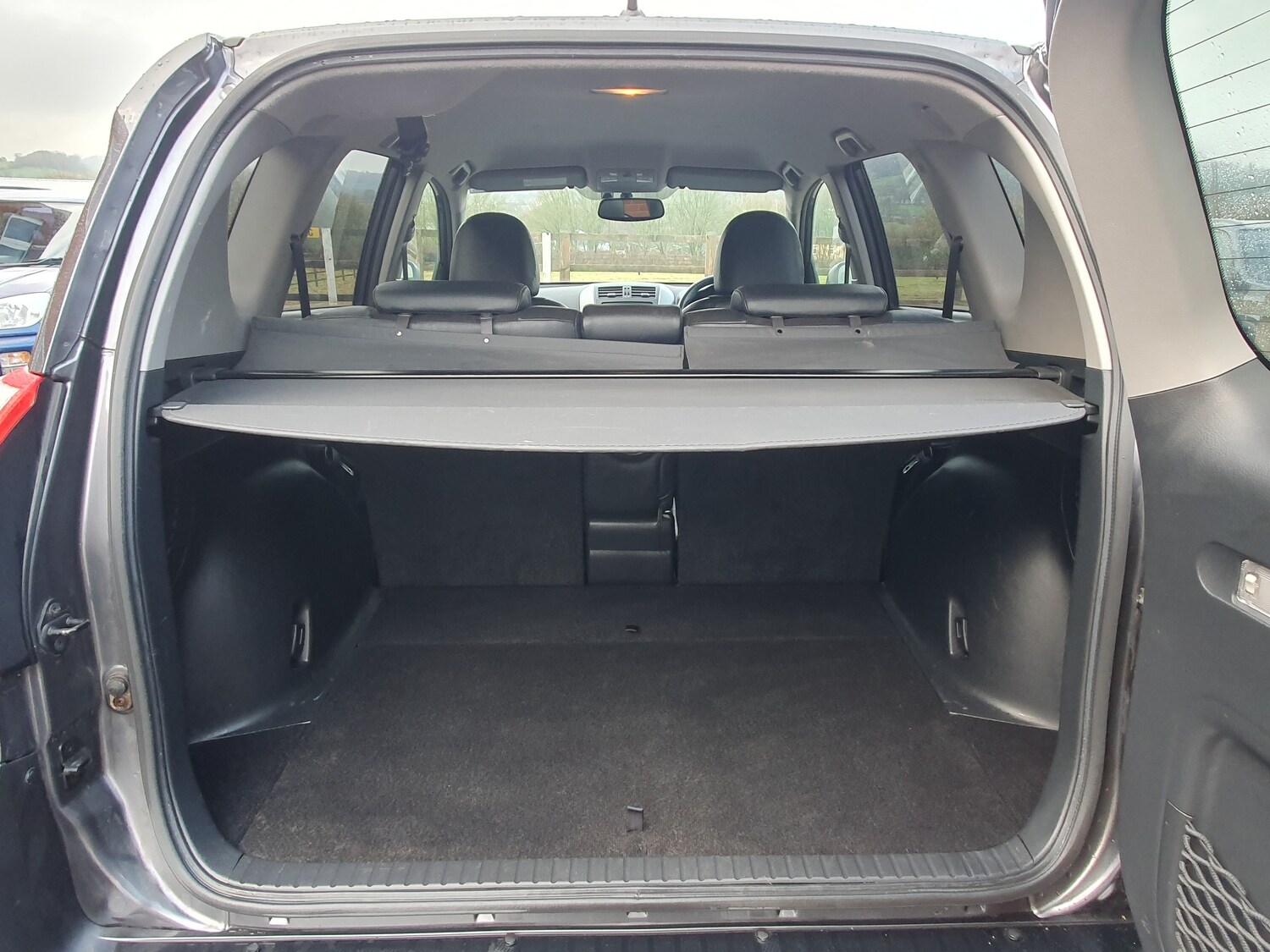 Used Toyota RAV4 2012 for sale - 77506101: Photo 36