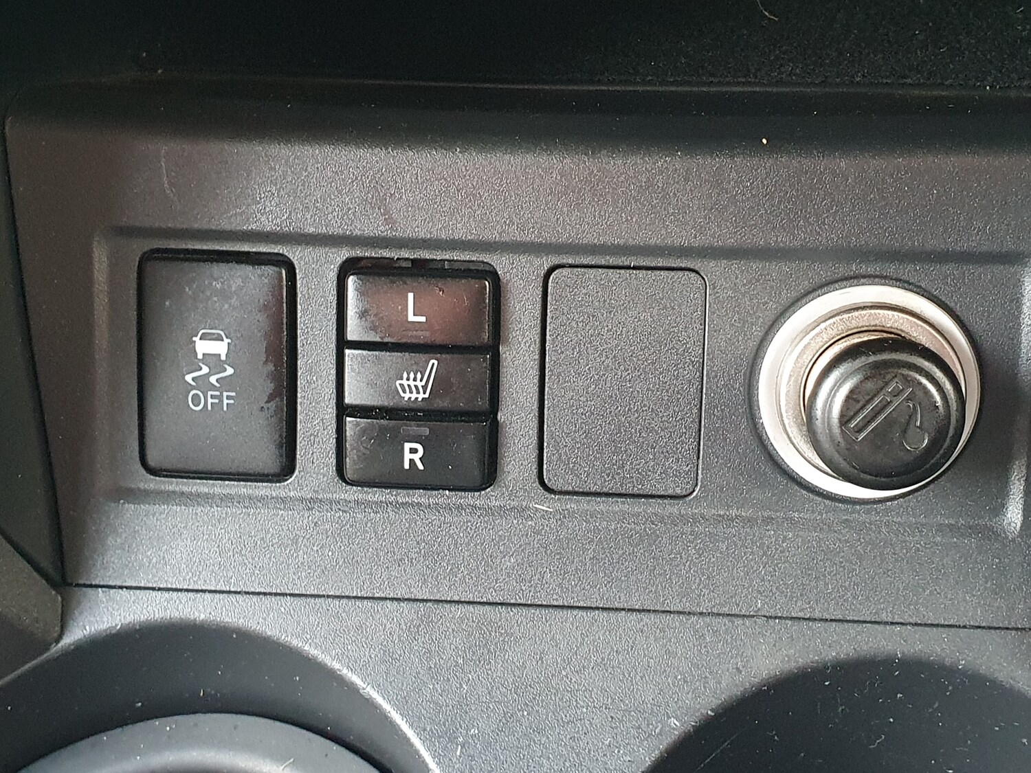 Used Toyota RAV4 2012 for sale - 77506101: Photo 43