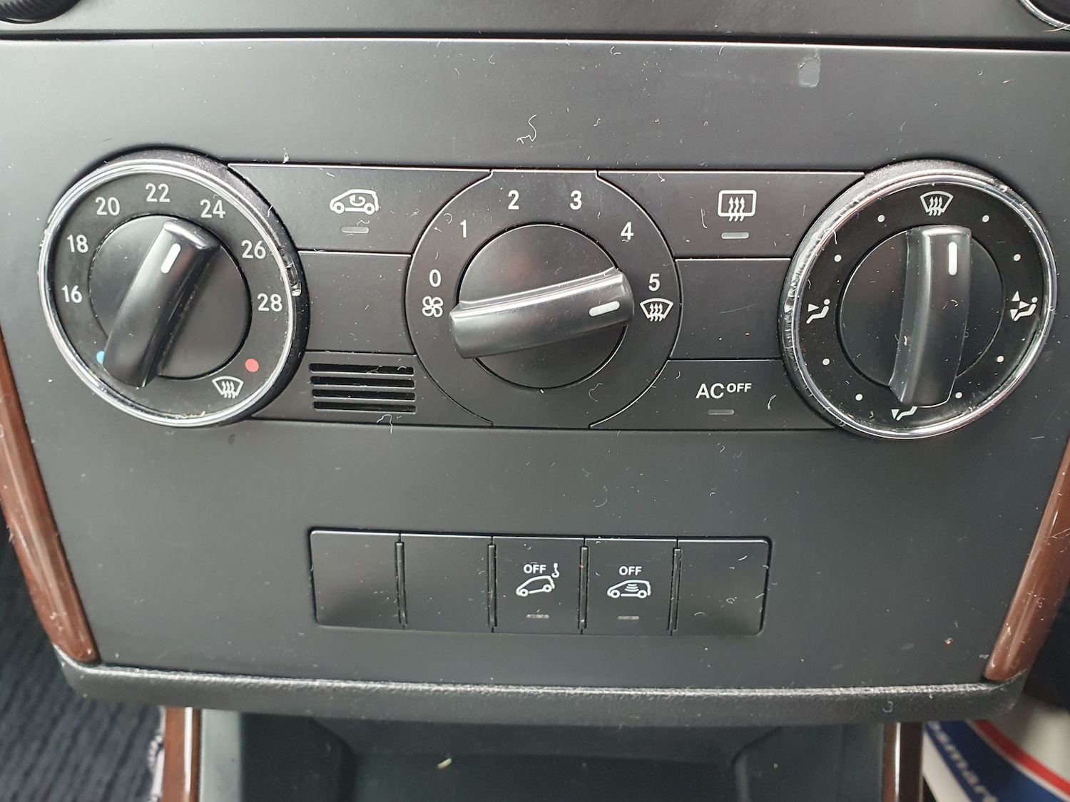 Used Mercedes-Benz A-Class 2006 for sale - 76949827: Photo 16