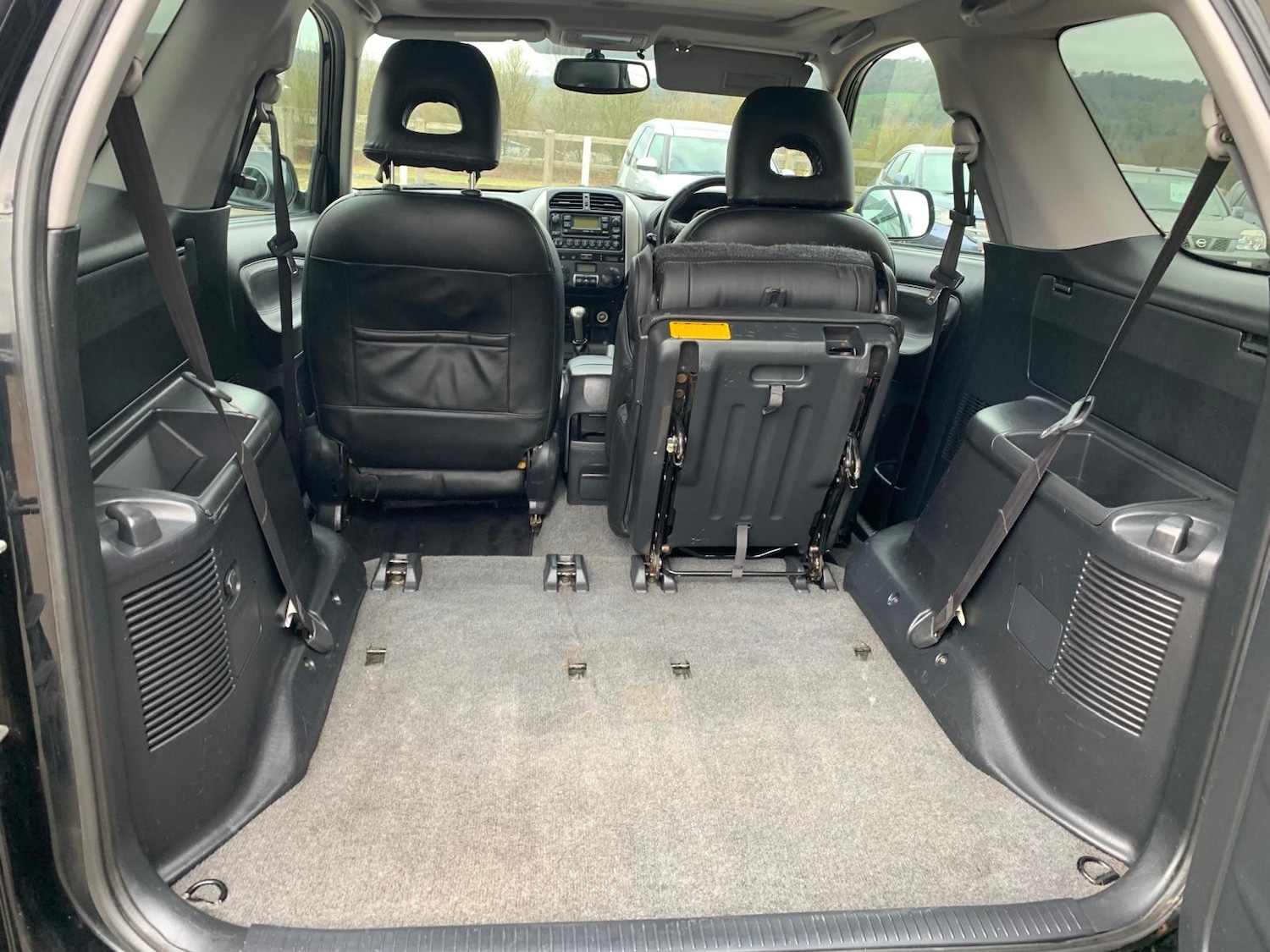 Used Toyota RAV4 2004 for sale - 78029132: Photo 14